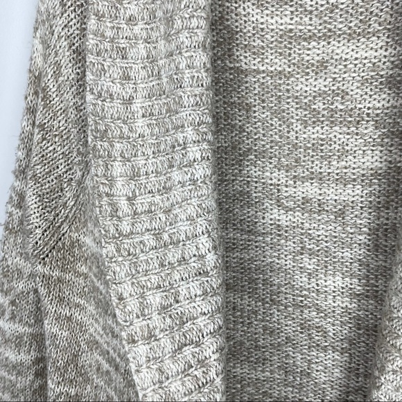 BDG Cream Knit Cardigan Sweater Size L - Picture 4 of 9